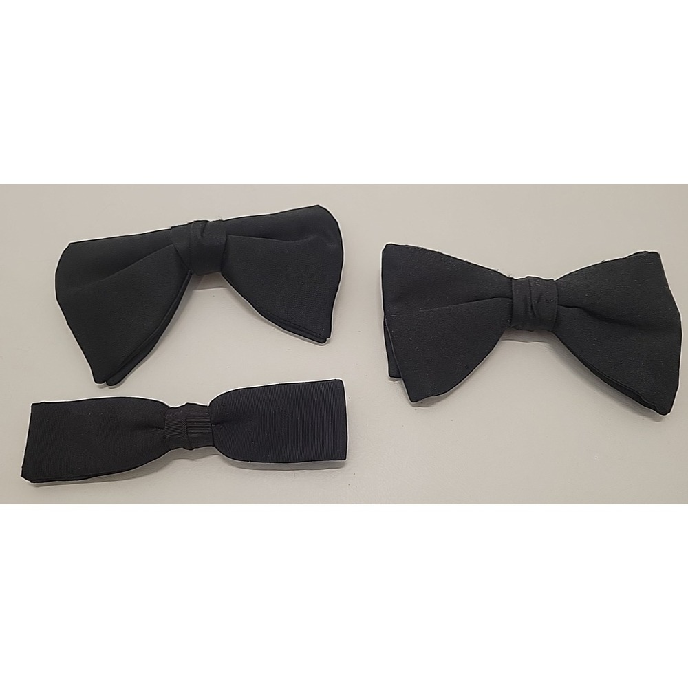 Mans Bow Ties 3, 1 Ormond Black, 1 Saunders NYC Black , Royal Rust Black
